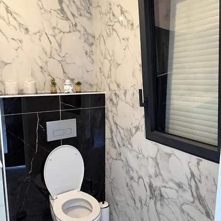 Maison La Pornicaise 11 *